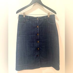 Michael Kors Denim Button-Front Skirt. Size 10.